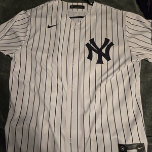 Nike Men's New York Yankees Jersey